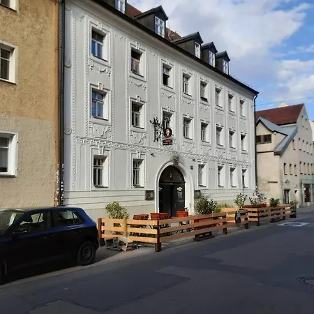 Alfred First * 雷根斯堡